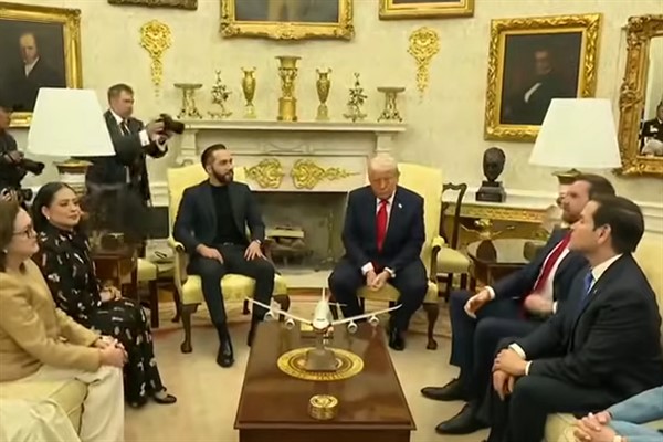 Trump, Zelenski’nin de savaşta ölenlerden sorumlu olduğunu söyledi