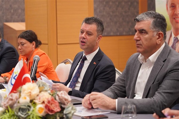 Başkan Sarıkurt: Sosyal yardımlar yaptık ama göstere göstere yapmadık