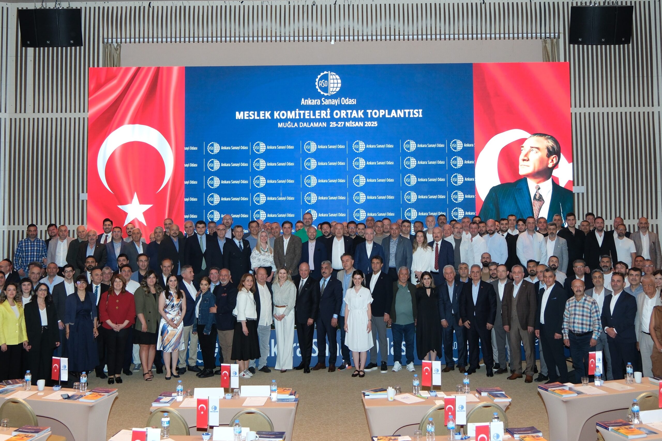 ASO Başkanı Seyit Ardıç: “Ekonomide güven algısına zarar verecek her türlü gelişmenin uzağında kalmalıyız” “Politika faizinin %40’a düşmesini bekliyorduk, 9 puanlık artışla karşılaştık”