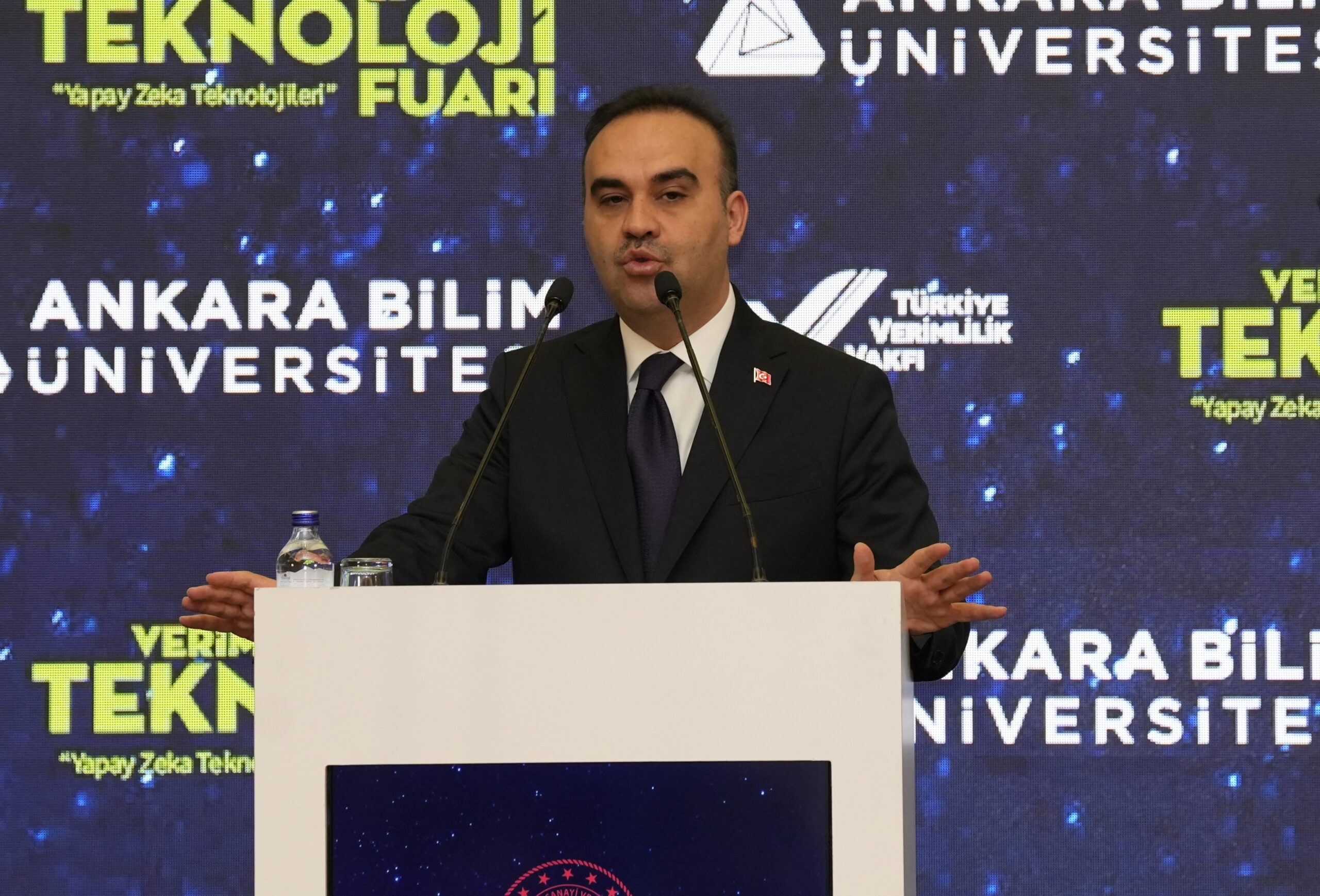 Bakan Kacır: “Türkçe verilerle zenginleştirilmiş büyük dil modelimizi yakında kullanıma sunacağız”