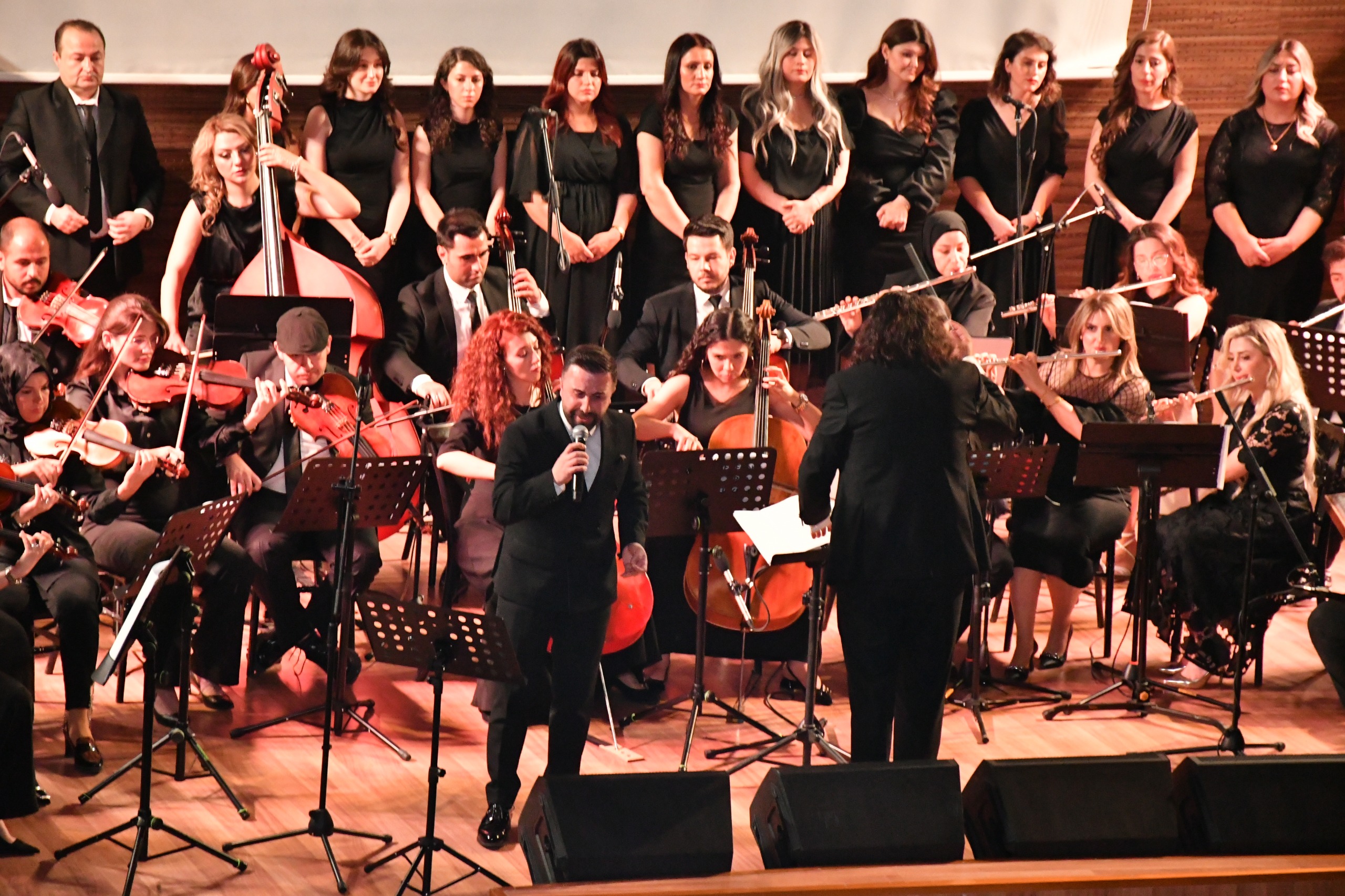 Şanlıurfa Maarif Orkestrası’ndan Senfonik Urfa Türküleri konseri