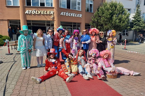 Hüseyin Özdilek MTAL’den ‘Geleneksel 2. Bahar Şenlikleri’