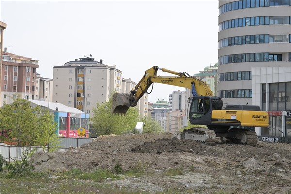 Esenyurt’ta 24 derslikli okulun yapımına başlandı