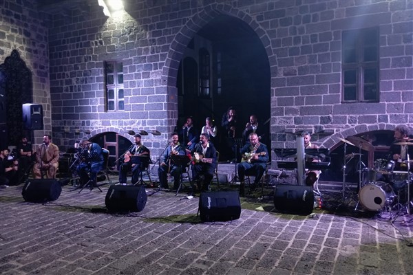 Colemerg Collective’den, Diyarbakır’da konser