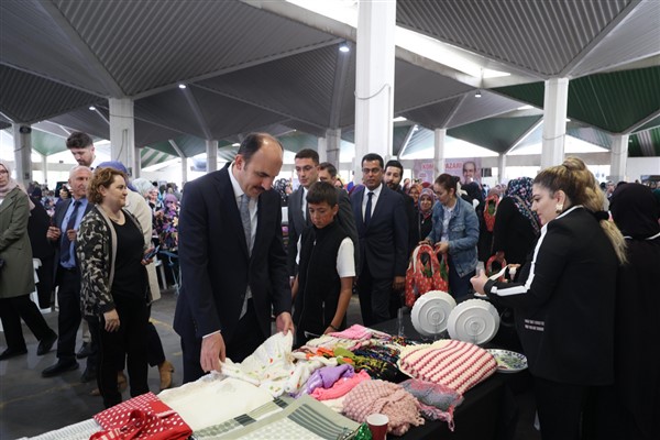 Başkan Altay tüm Konyalıları KOMEK Pazarı’na davet etti
