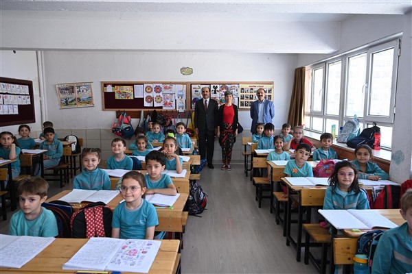 Başkan Altay, öğrencilerle buluştu