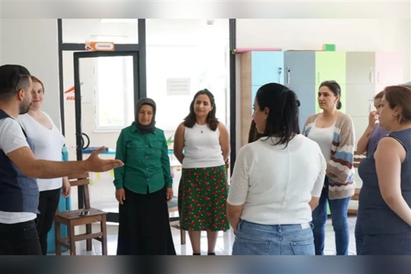 Sur Belediyesi’nden eğitmenlere drama eğitimi desteği