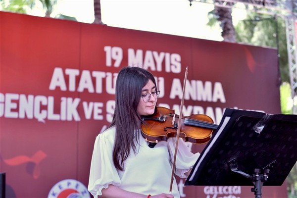 Kepez’de “Sahne Senin” etkinliği düzenlendi