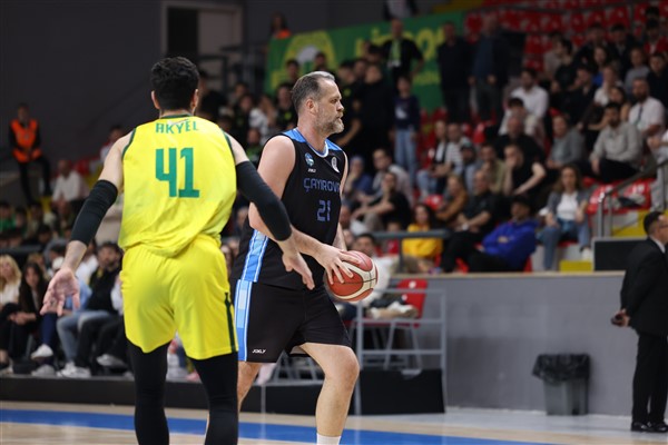 Çayırova Belediyesi, sahasında Esenler Erokspor’u konuk edecek