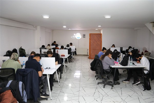 Van Büyükşehir Belediyesi’nin etüt merkezleri öğrencilerin hizmetinde
