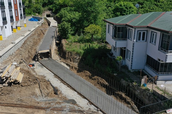 Altınordu’da altyapı çalışmaları sürüyor