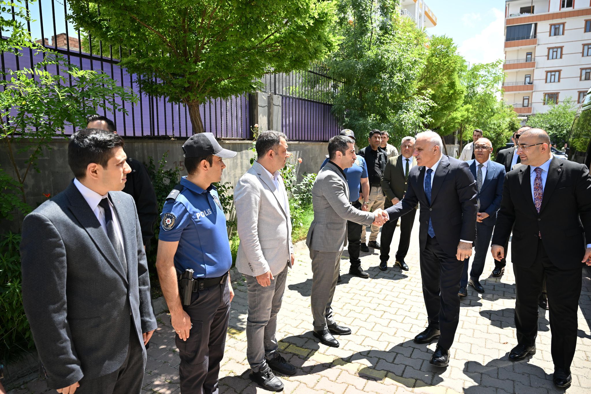 Vali Zorluoğlu, Bismil’de incelemelerde bulundu