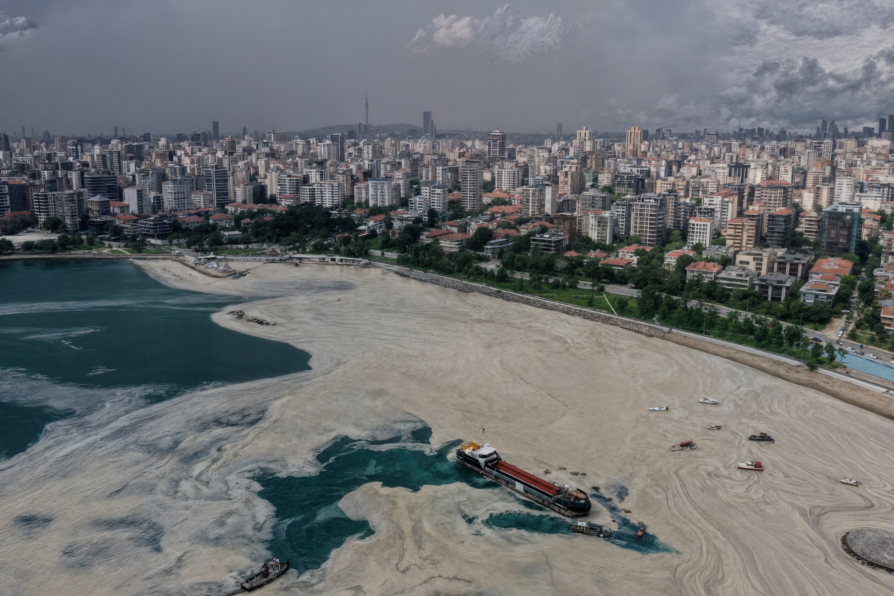 Marmara Denizi’ni müsilaja karşı korumanın yolu atık su arıtımından geçiyor