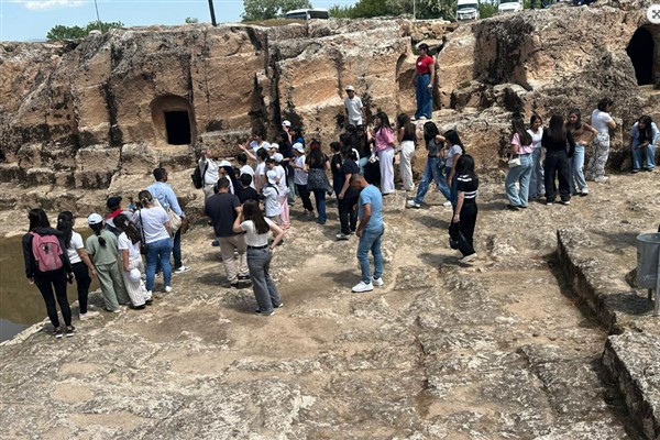 Kadınlar ve çocuklar kentin tarihiyle buluştu