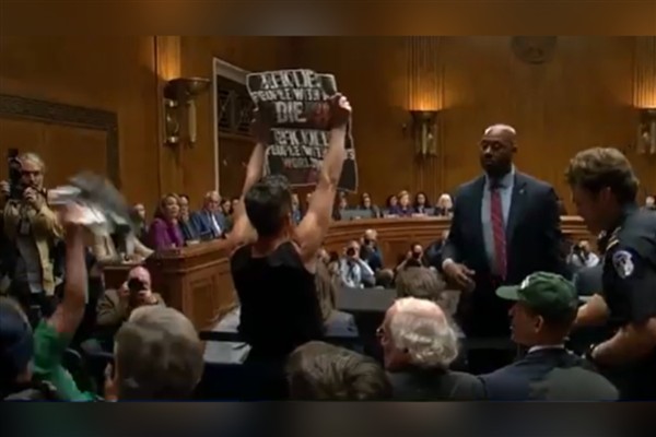 Ben&Jerry’s kurucu ortağı, Senato’da Gazze protestosu ardından tutuklandı