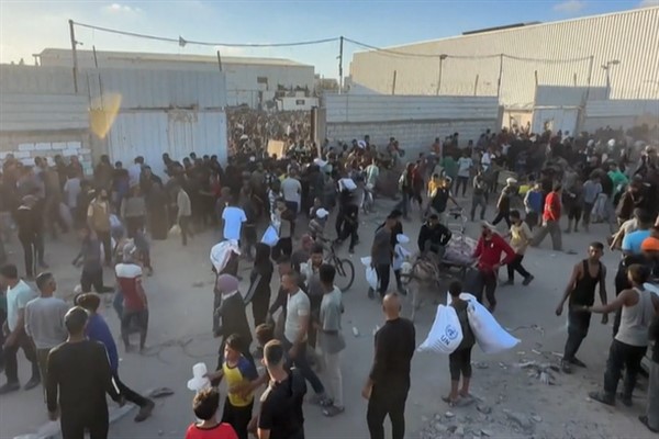 WFP: Gazze gıda deposuna ”aç insan sürüsü” tarafından girildi, iki ölü