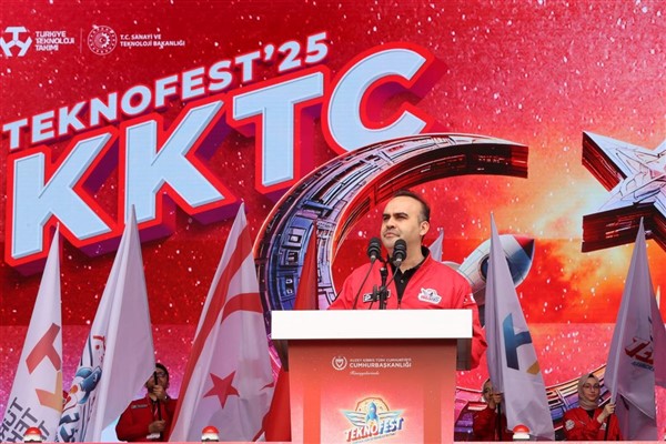 Baakn Kacır: Kuzey Kıbrıs’ı hep birlikte Bilişim Adası yapabiliriz