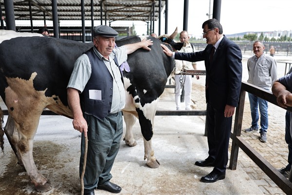 Kütahya’da kurban pazarının açılışı yapıldı