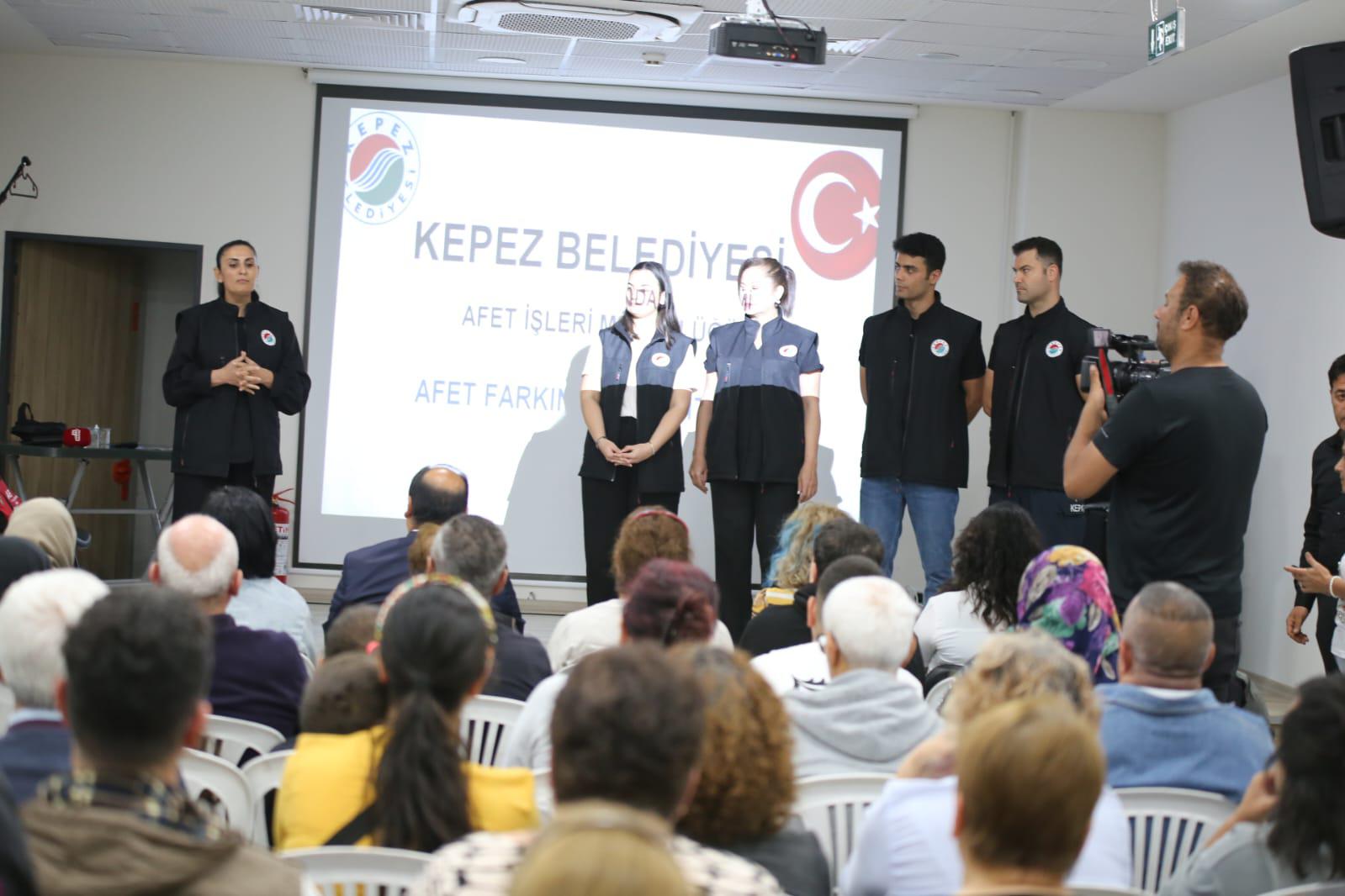 Kepez’in 68 mahallesinde afet farkındalık eğitimleri başladı