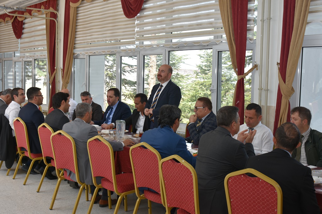 Eğitim ve sağlık camiası kahvaltı programında buluştu