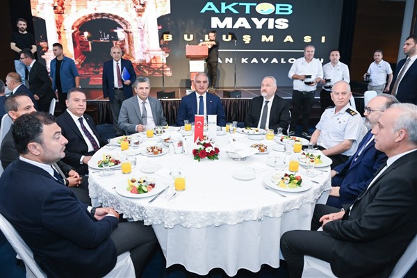 Bakan Ersoy: 2025 turizmde yeni rekorlar kıracağımız bir yıl olacak