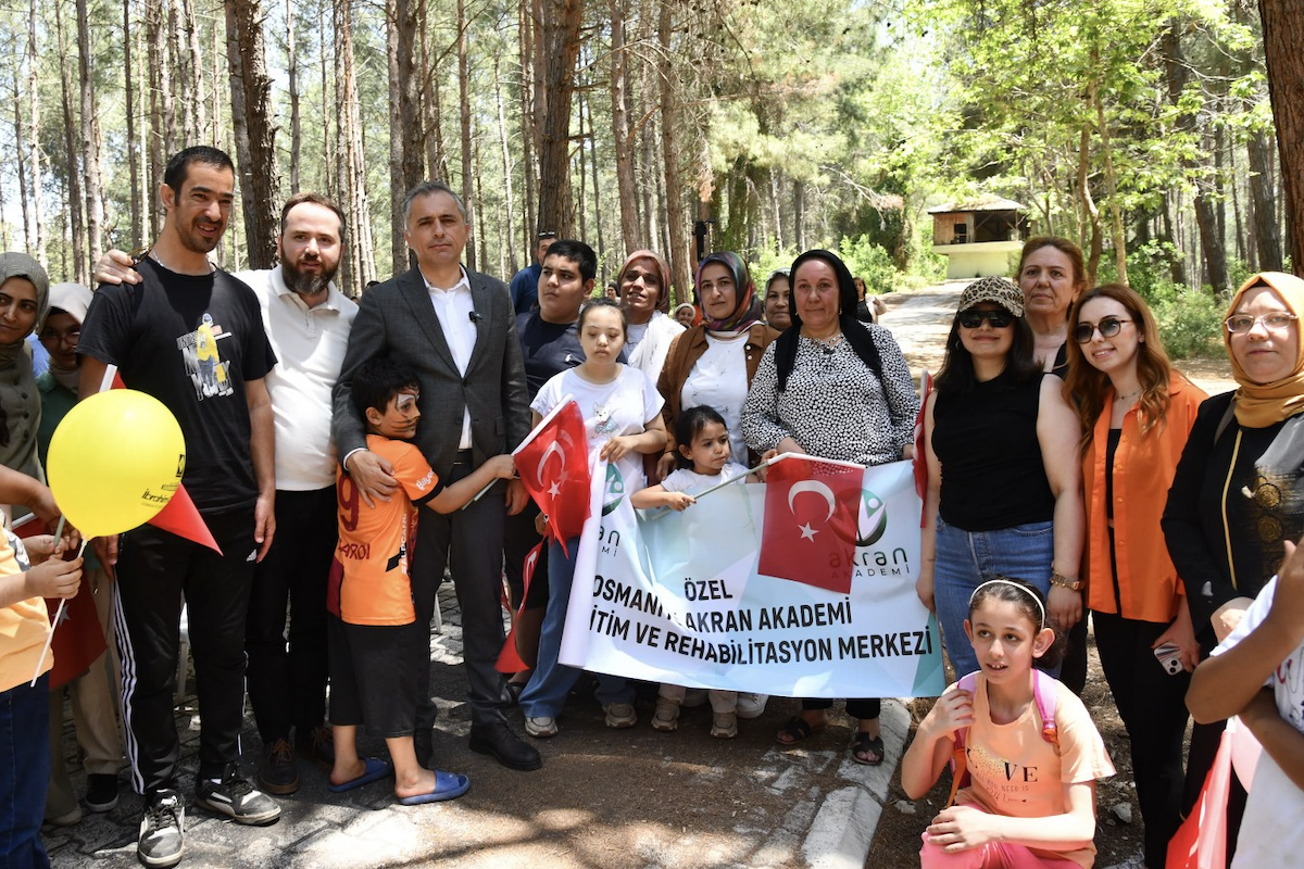 Osmaniye Belediyesi’nden Engelliler Haftası’nda piknik etkinliği