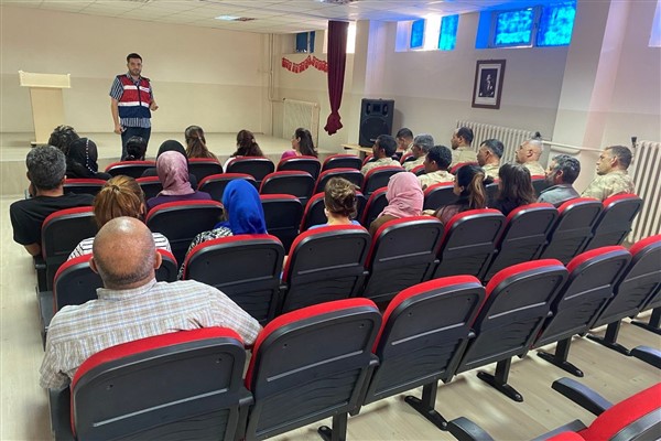 Tunceli’de biokaçakçılıkla mücadele farkındalık eğitimi