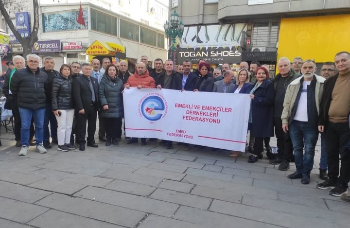 Özüpak: Bu maaşlarla eskiden sefildik, şimdi ise adeta telef oluyoruz