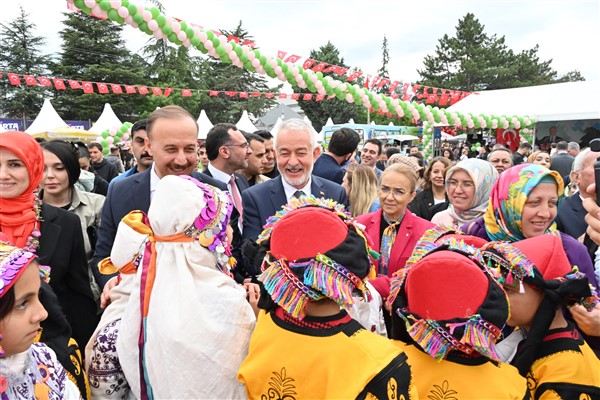 Uluslararası Isparta Gül Festival Alanı açıldı