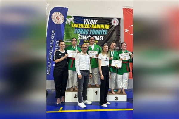 Vanlı sporcular 7 madalya kazandı