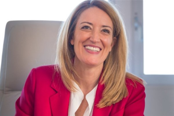 Metsola: Avrupa’yı insanlara yakınlaştırmak için İtalya ile el ele