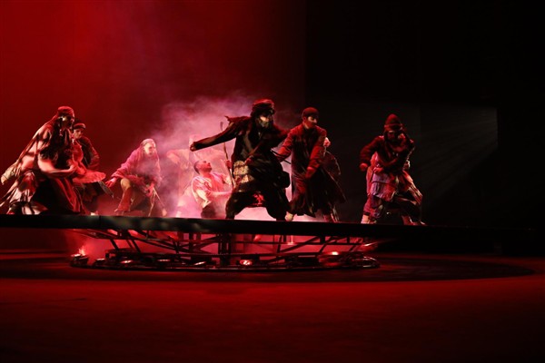 Kent Tiyatrosu, ilk sezonunu tamamladı