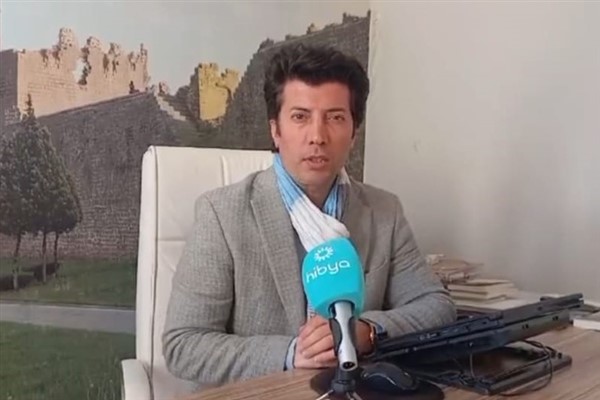 Yazar Mehmetoğlu, kitabında yalnızlık ve suskunluğa dikkat çekti