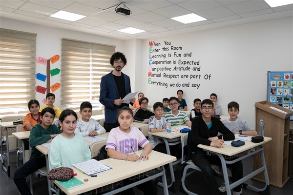 Mersin’de ‘Hello Mersin’ projesi kapsamında eğitimler gerçekleştiriliyor