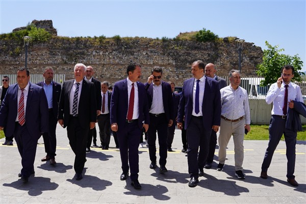 İpekyolu belediyeleri İznik’te toplandı