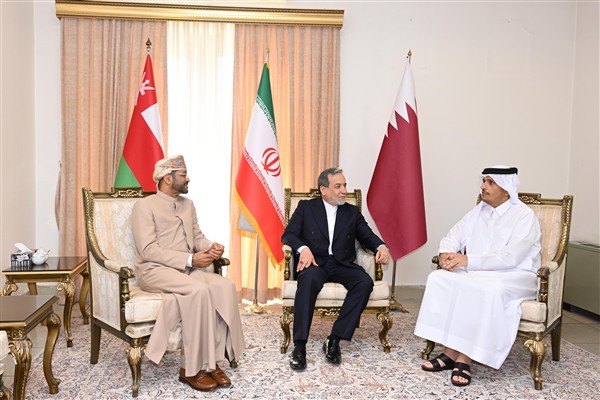 Al Sani, Umman ve İranlı mevkidaşlarıyla bir araya geldi