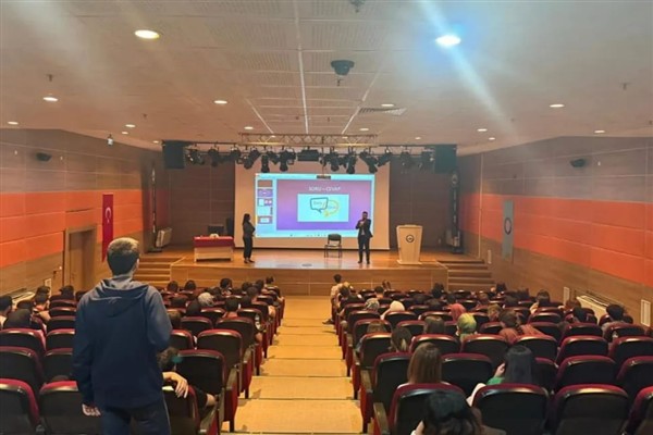 Dicle Üniversitesi’nde Sermaye Piyasaları ve Bankacılık Sektörü Konferansı düzenlendi