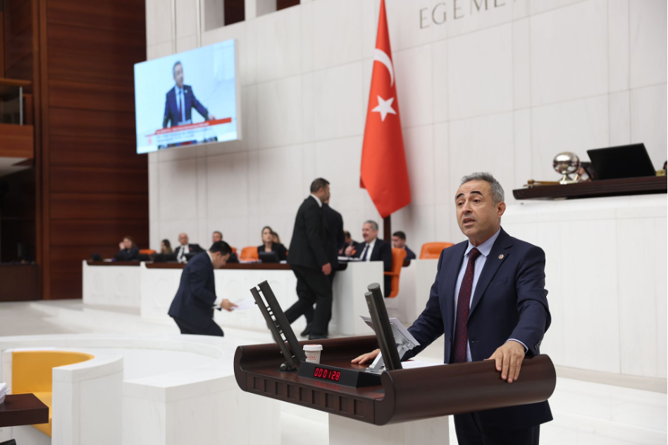 DEVA Parti’li Karatutlu: Toprak da çocuklarımız da geleceğimizdir