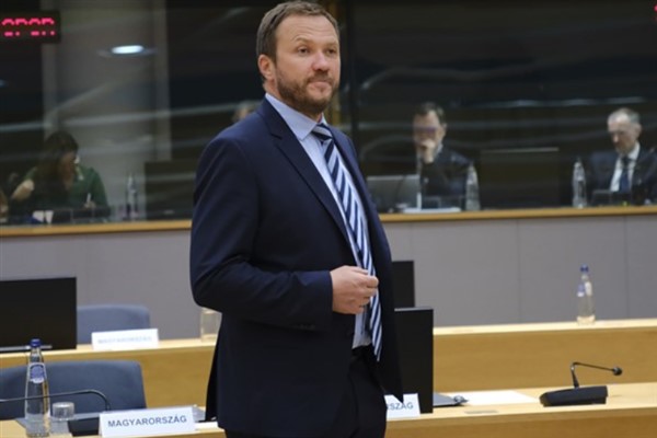 Estonya Dışişleri Bakanı Tsahkna, Singapur Dışişleri Bakanı Balakrishnan’ı kutladı