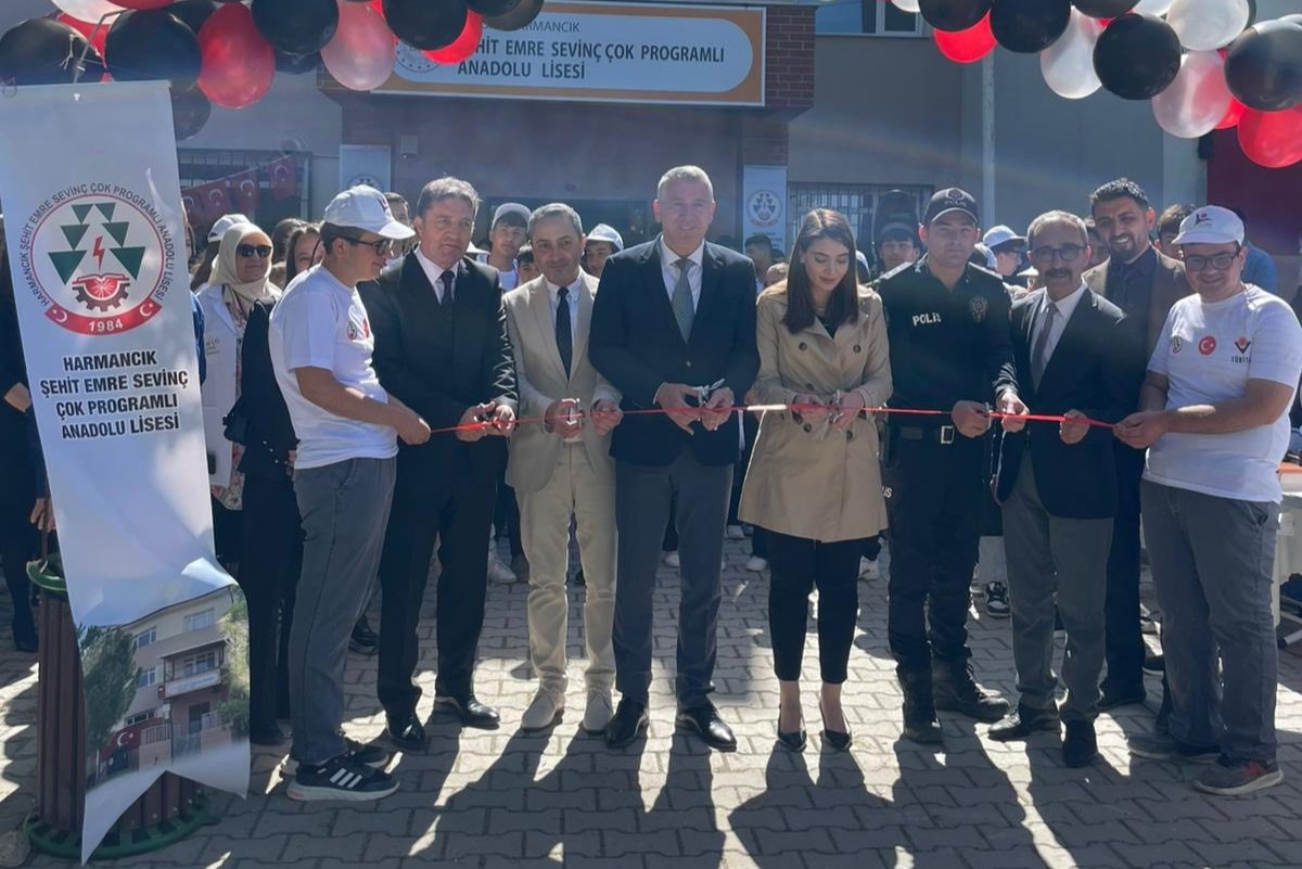 TÜBİTAK 4006 Bilim Fuarı’na Türk Eğitim-Sen’den destek