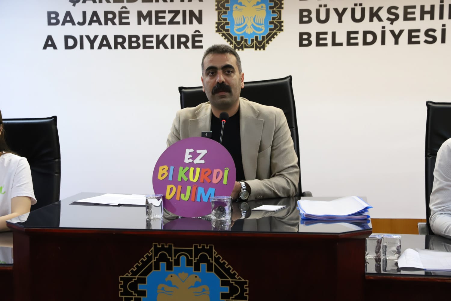 Eş Başkan Hatun, 15 Mayıs Kürt Dil Bayramı’nı kutladı