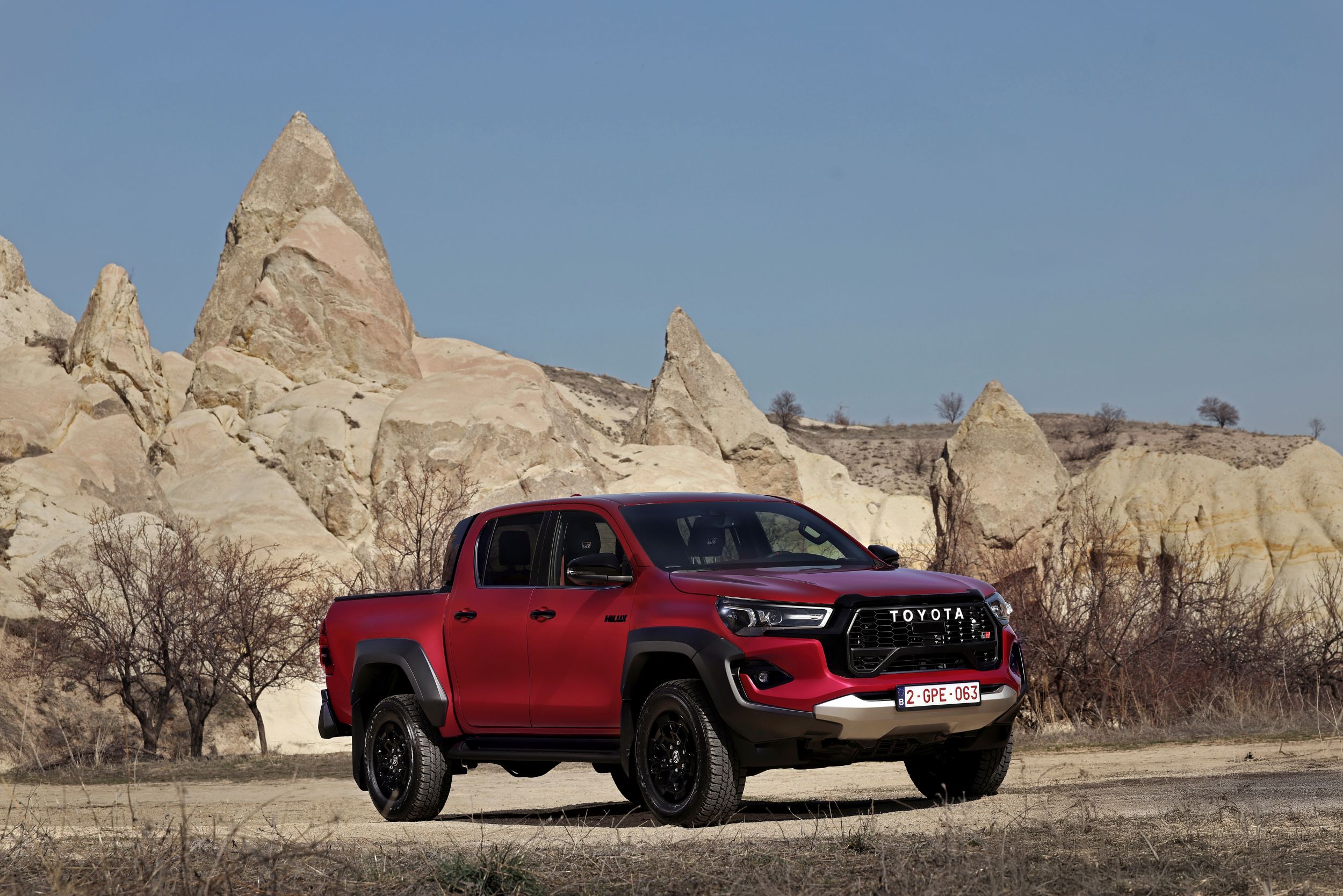 Toyota Hilux’ın en sportif ve en güçlü versiyonu GR SPORT Türkiye’de