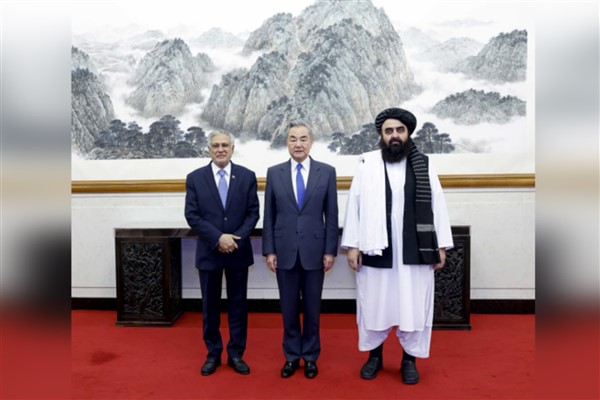 Çin-Afganistan-Pakistan dışişleri bakanları toplantısı verimli geçti