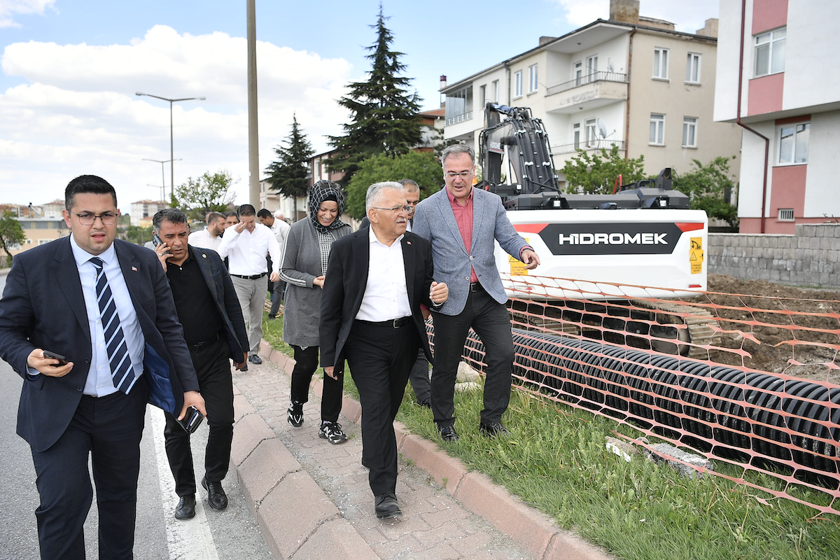 Başkan Büyükkılıç, Hacılar’daki altyapı yatırımını inceledi