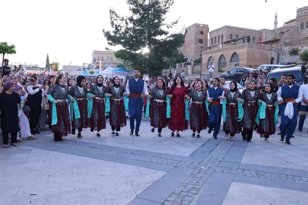 Vali Akkoyun, Gençlik ve Spor Festivali’ne katıldı