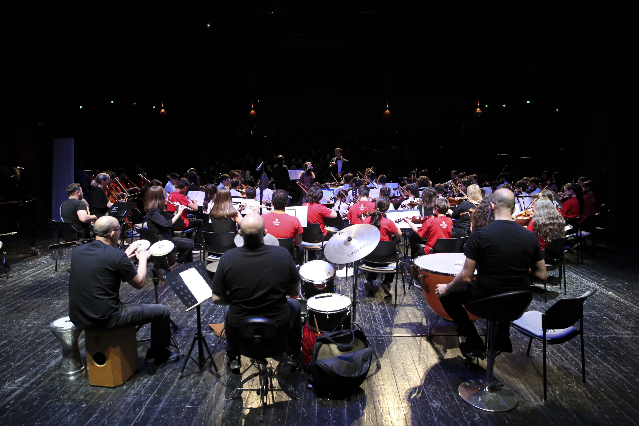 ABB’nin Her Çocuğa Sanat Projesi’nde orkestra konseri
