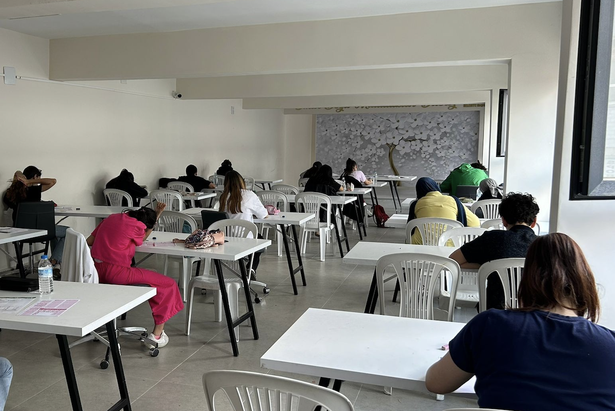 Karacabey Belediyesi’nden LGS öğrencilerine eğitim desteği