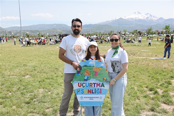 Kayseri Büyükşehir’den Uçurtma Şenliği