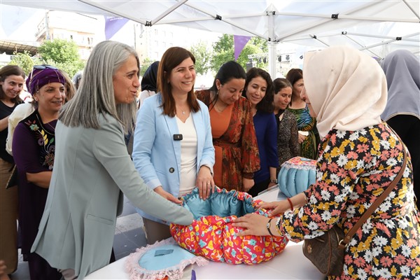 Eş Başkan Bucak: Kadın Emek Buluşması hep birlikte üretmenin örneğidir