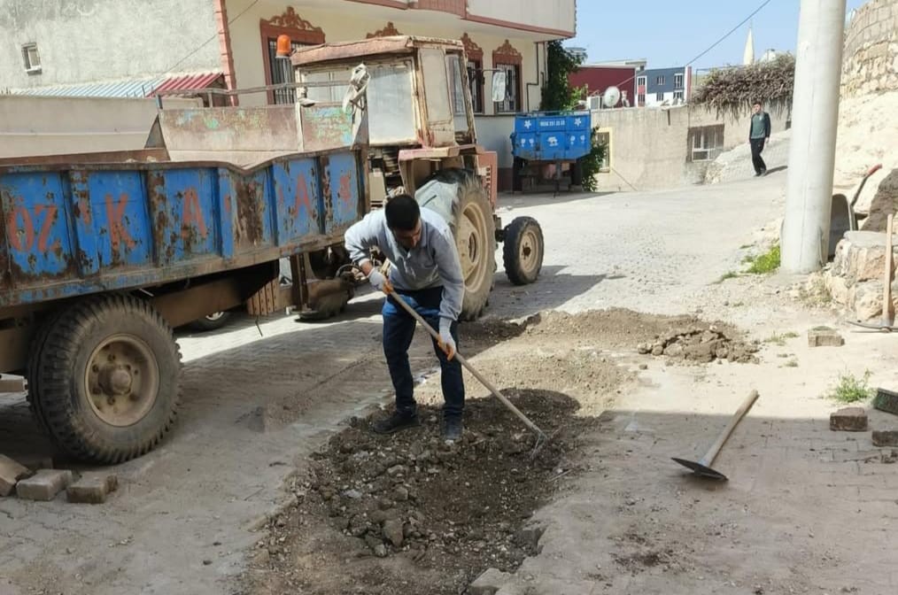 Mazıdağı’nda ulaşım ve çevre için yoğun mesai